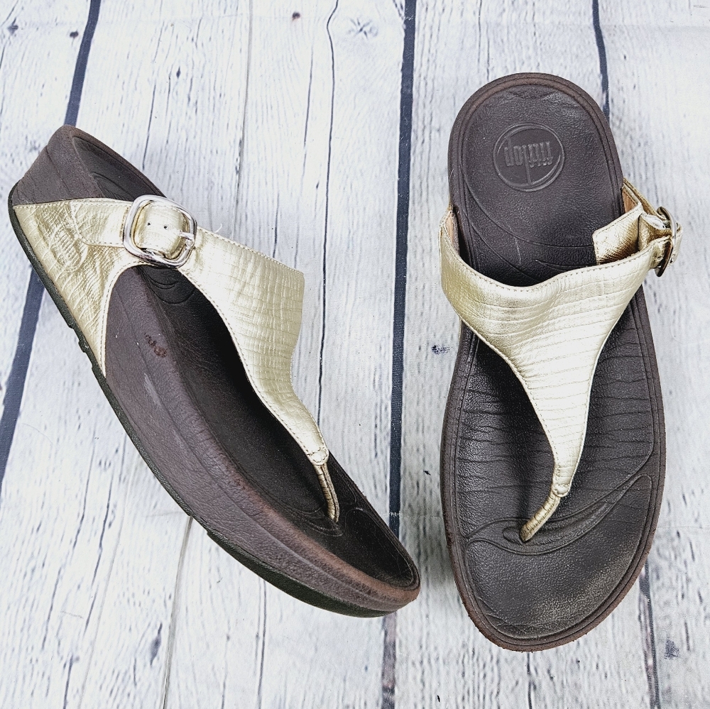 FITFLOP | Lulu Shimmersuede metallic leather thong flipflop sandals